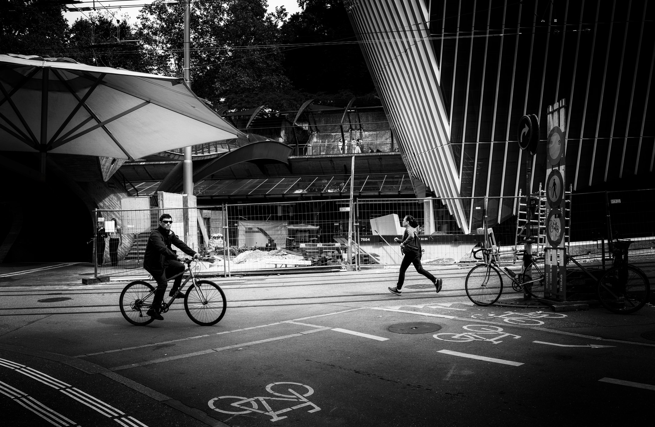 Crossing Paths in the City